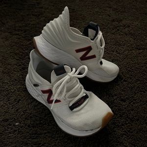 New balance Womens shoes size 7 ROAV